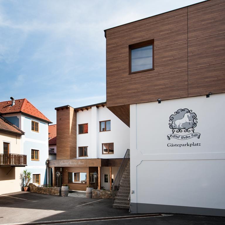 Gasthof Weißes Rössl Mühldorf Exterior foto